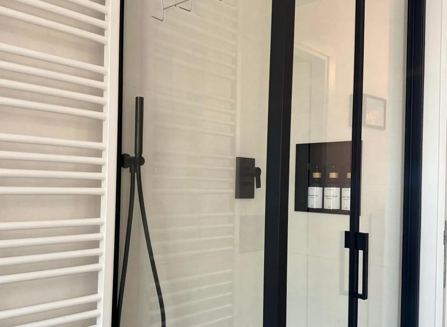 Villa Villacolle أرباتاكْسْ شقة
